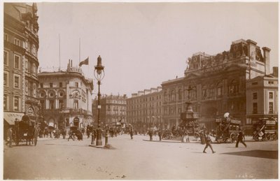 Piccadilly Circus, Londyn autorstwa English Photographer
