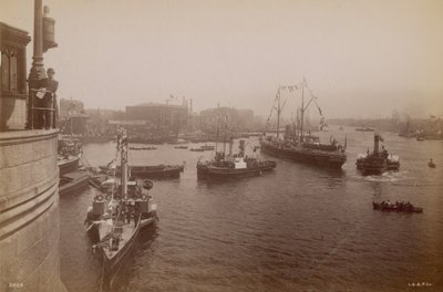 Pocztówka z widokiem na Tamizę autorstwa English Photographer