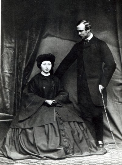 Księżniczka Alicja i książę Ludwik Heski, 1860 r. autorstwa English Photographer