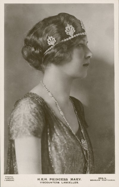 Księżniczka Mary, Wicehrabina Lascelles (zdjęcie czarno-białe) autorstwa English Photographer