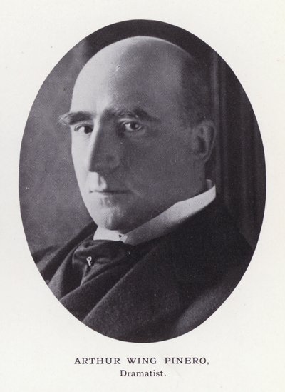 Prominent Men of London: Arthur Wing Pinero (zdjęcie czarno-białe) autorstwa English Photographer