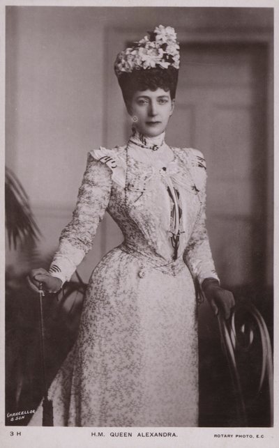 Królowa Aleksandra (zdjęcie czarno-białe) autorstwa English Photographer