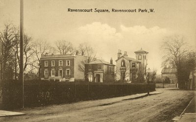 Ravenscourt Square, Ravenscourt Park, Londyn (zdjęcie czarno-białe) autorstwa English Photographer