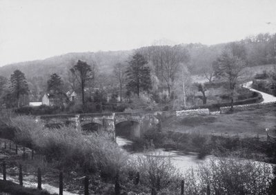 Rzeka Avon, Limpley Stoke (zdjęcie czarno-białe) autorstwa English Photographer