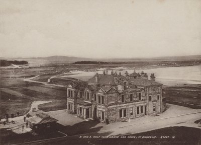 Royal and Ancient Golf Club House and Links, St Andrews autorstwa English Photographer