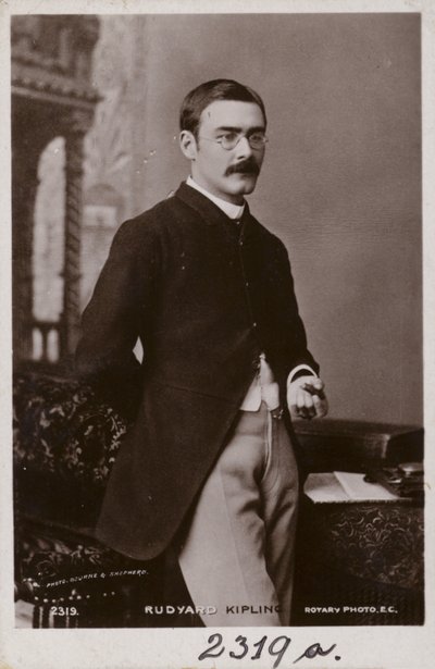 Rudyard Kipling (1865-1936), angielski autor opowiadań, poeta i powieściopisarz autorstwa English Photographer