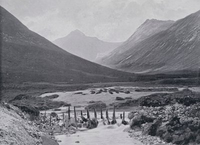 Szkocja: Glen Sannox, Isle of Arran (zdjęcie czarno-białe) autorstwa English Photographer