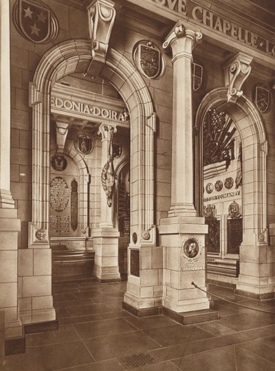 Scottish National War Memorial: Wschodni Transept (zdjęcie czarno-białe) autorstwa English Photographer