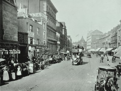 Shoreditch High Street: patrząc na północ, 1896 autorstwa English Photographer