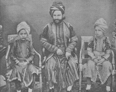 Zięć i wnukowie sułtana Szahdżahana, Begumy Bhopalu (rycina) autorstwa English Photographer