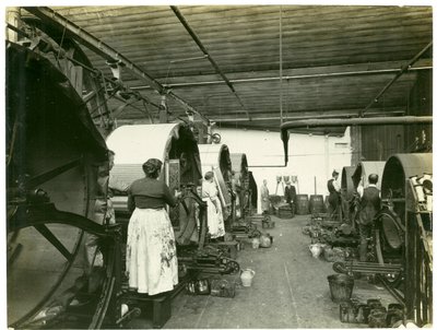 Druk gobelinów, fabryka Hughes nr 2, 1923 autorstwa English Photographer