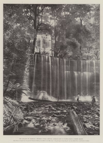 The Advance of Tasmania, Russells Falls, pokazujący średni przepływ wody w sezonie letnim autorstwa English Photographer