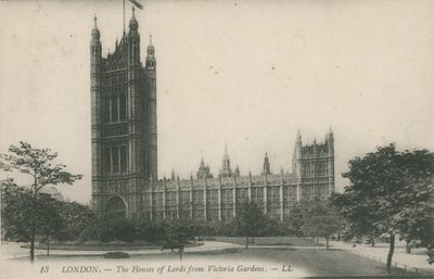 Houses of Lords z Victoria Gardens w Londynie autorstwa English Photographer