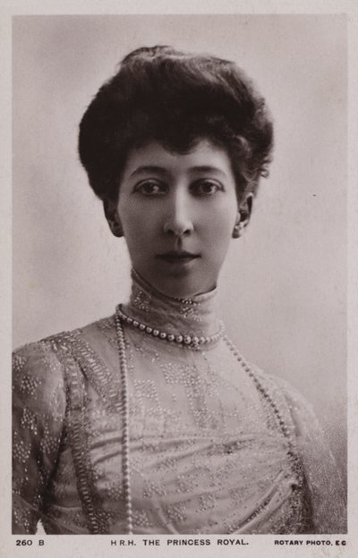 Księżniczka Royal (zdjęcie czarno-białe) autorstwa English Photographer