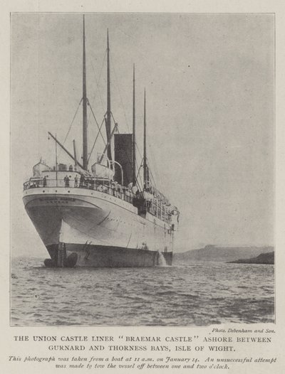 Union Castle Liner Zamek Braemar Na lądzie między zatokami Gurnard i Thorness, Isle of Wight autorstwa English Photographer