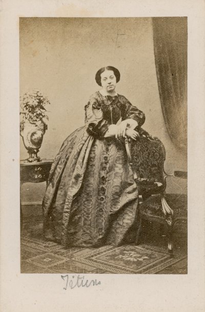 Theresa Titiens, piosenkarka autorstwa English Photographer