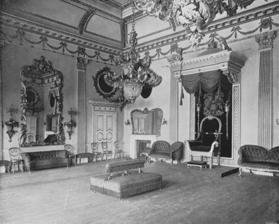 Sala tronowa w Zamku Dublińskim (zdjęcie czarno-białe) autorstwa English Photographer