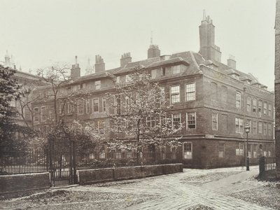 Widok Clifford Inn, City of London, 1885 autorstwa English Photographer