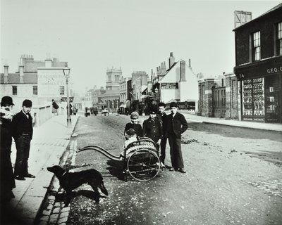 Wandsworth High Street: patrząc na zachód, 1890 autorstwa English Photographer
