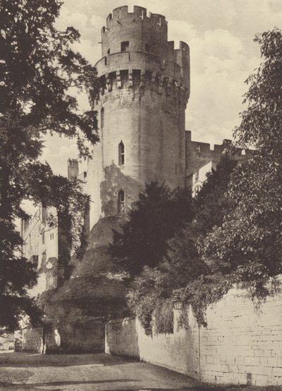 Zamek Warwick, Wieża Cezara (zdjęcie czarno-białe) autorstwa English Photographer