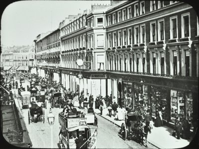 Whiteleys, Westbourne Grove, Westminster LB: patrząc na zachód, 1895 autorstwa English Photographer