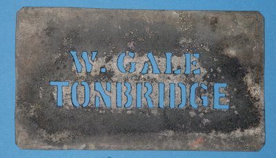 Miedziany szablon W. Gale, Tonbridge (miedź) autorstwa English School