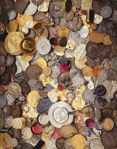 Historyczne medale, monety i odznaki, 1600-1900 autorstwa English School