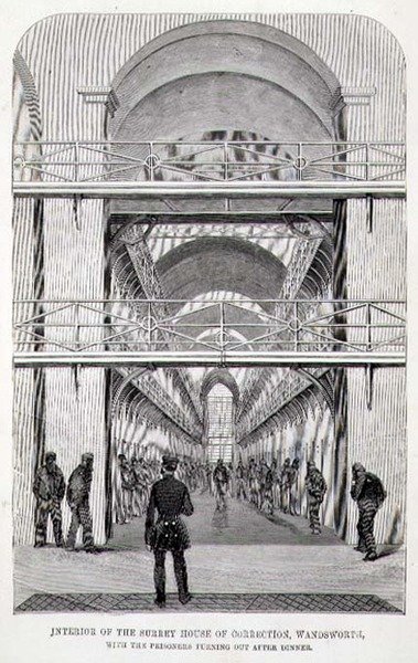 Wnętrze Surrey House of Correction, Wandsworth, z więźniami wychodzącymi po obiedzie, z „The Criminal Prisons of London and Scenes of Prison Life” Henry