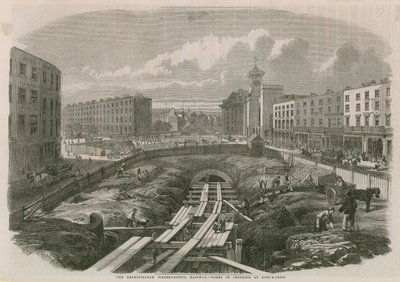 Metropolitan Railway pracuje w Kings Cross autorstwa English School
