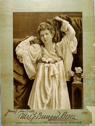 Pani J. Bernard Beere autorstwa English School