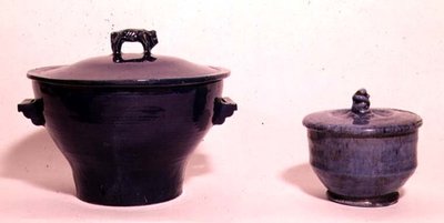 Garnki zaprojektowane w warsztatach Omega, ok. 1917 (ceramiczne) autorstwa English School