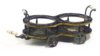 Regency Wine Coaster autorstwa William Leeson & Sons, c.1820 (papier mache i kość słoniowa) (patrz także 441500) autorstwa English School