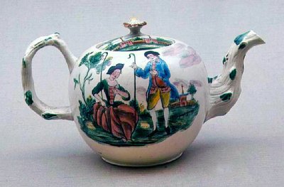 Staffordshire czajniczek glazurowany solą, dekorowany en famille różą, ok. 1770 (ceramika) autorstwa English School