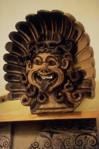 Antefix w formie głowy Gorgons (terakota) autorstwa Etruscan