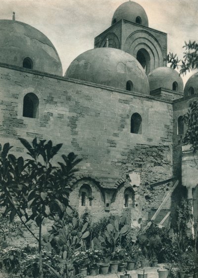 Kościół San Giovanni degli Eremiti, Palermo, Sycylia, Włochy, 1927. autorstwa Eugen Poppel