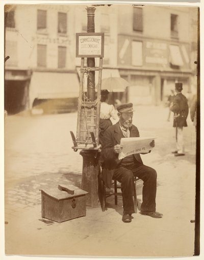 Komisant (tragarz) autorstwa Eugène Atget