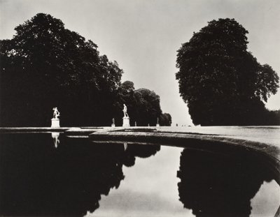 Saint-Cloud autorstwa Eugène Atget