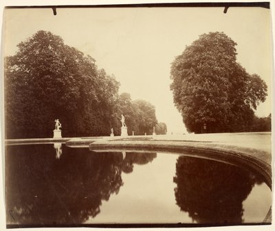 Saint-Cloud autorstwa Eugène Atget