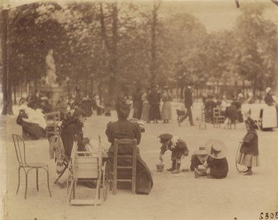 Kobiety i dzieci w Ogrodzie Luksemburskim autorstwa Eugène Atget