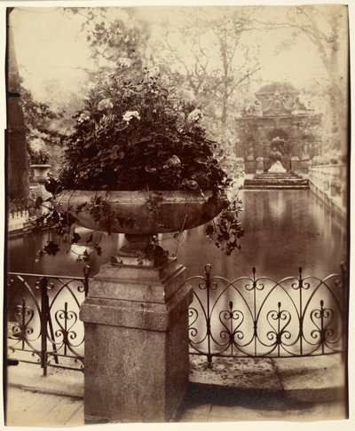 Ogrody Luksemburskie autorstwa Eugène Atget