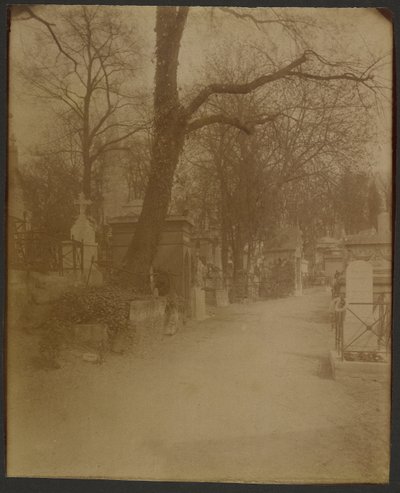 Père Lachaise autorstwa Eugène Atget