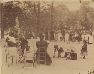 Kobiety i dzieci w Ogrodach Luksemburskich autorstwa Eugène Atget