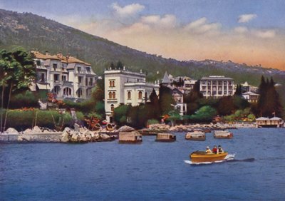 Opatija, obecnie Opatija w Chorwacji: Wille widziane z portu, Sanatorium Dr Horvat i inne (zdjęcie) autorstwa European Photographer