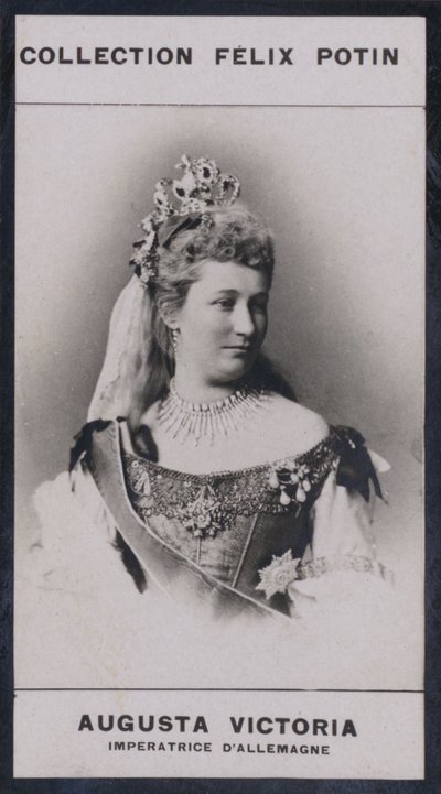 Augusta-Victoria, cesarzowa Niemiec (1858) (zdjęcie czarno-białe) autorstwa European Photographer