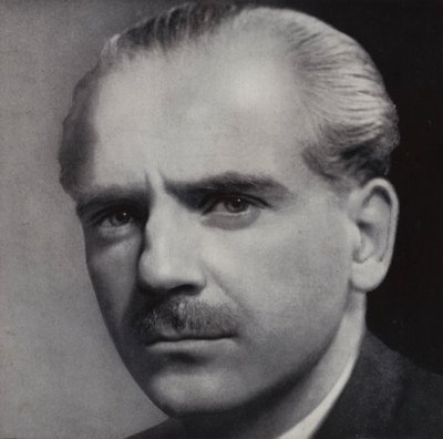 Don Ramon Serrano Suner (czarno-białe zdjęcie) autorstwa European Photographer
