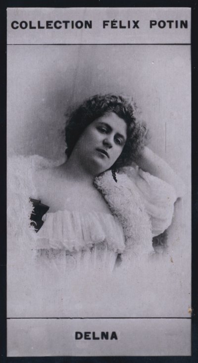 Marie Delna (1875) (zdjęcie czarno-białe) autorstwa European Photographer