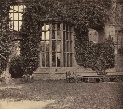 W zamku Raglan autorstwa F.D.
