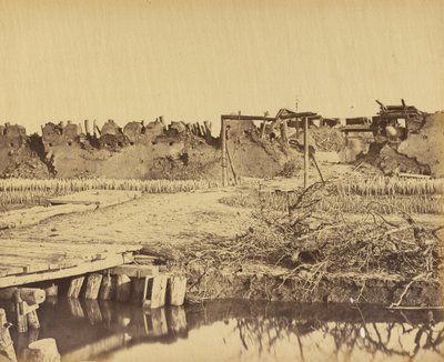 Zewnętrzna część Fortu Północnego ukazująca wejście angielskie 21 sierpnia 1860 r autorstwa Felice Beato