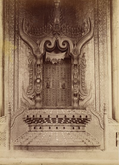 Sala tronowa króla Thibawa Mina - Mandalay autorstwa Felice Beato