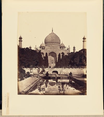 Taj Mahal z fontannami autorstwa Felice Beato